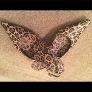 Dolce and Gabbana leopard kitten heel sling back
